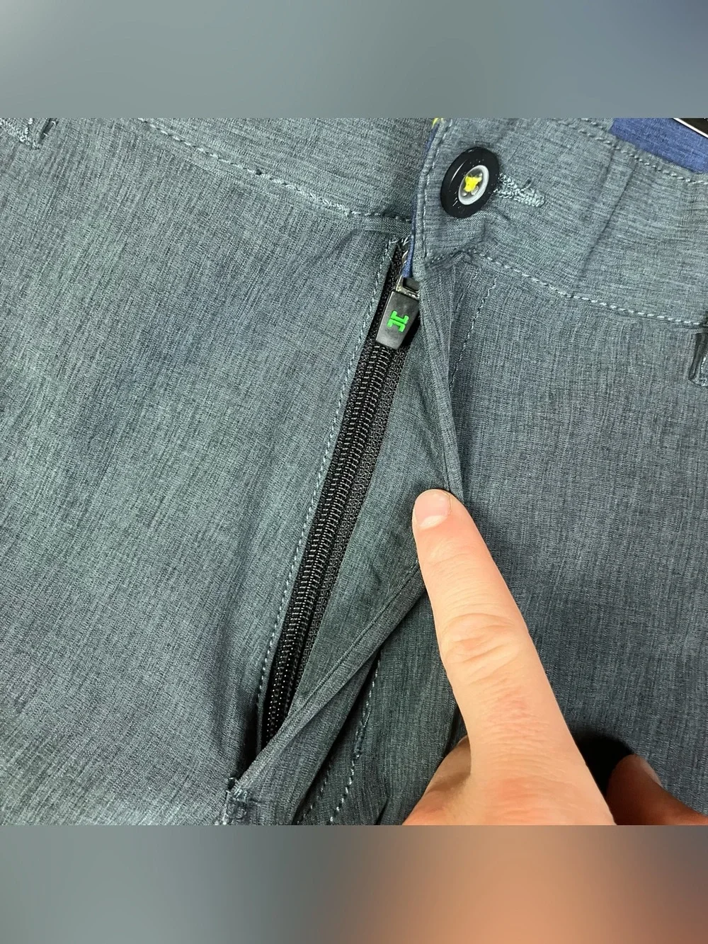Hawke & Co. Men’s Size 32 Stretch Hybrid Performance Shorts Black Heather NWT!